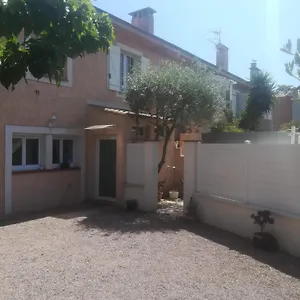 Sur Le Quai De Port Appartement